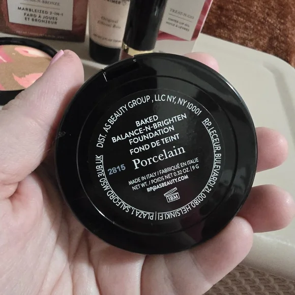 Laura Geller BUNDLE ❤️ - Picture 7 of 8